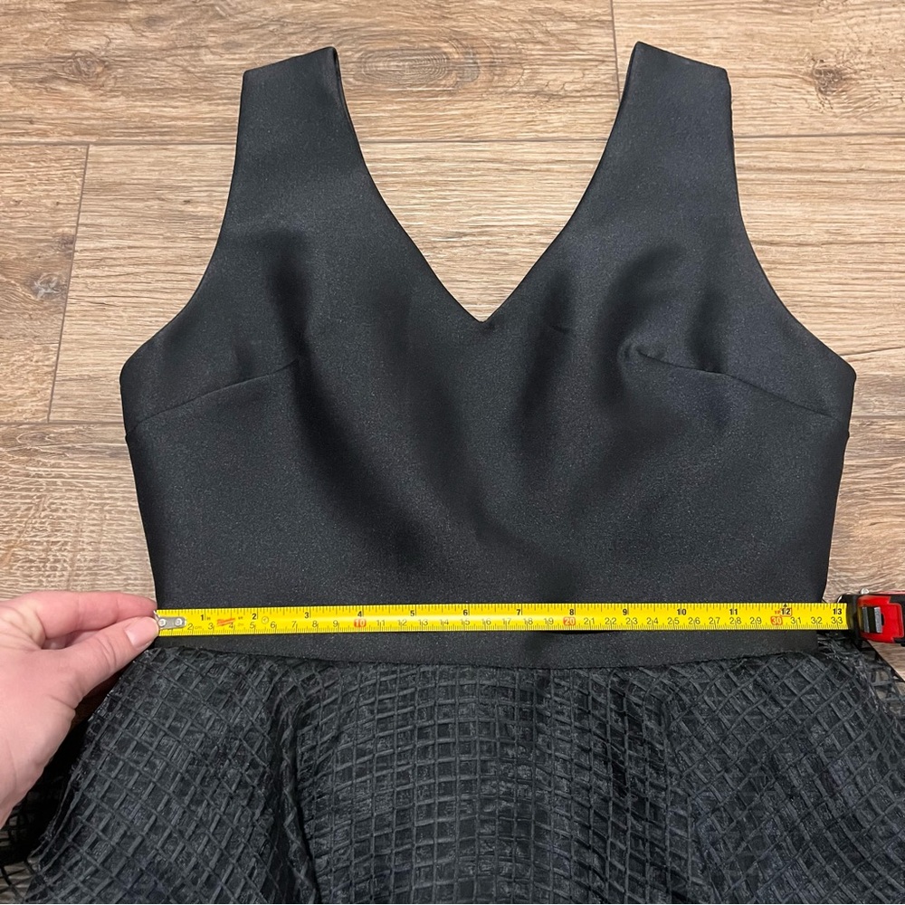 Camilyn Beth Black Peplum Waist Dress Windowpane - Picture 11 of 15